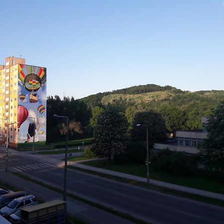 Studio 18 Apartman Kazincbarcika Bagian luar foto