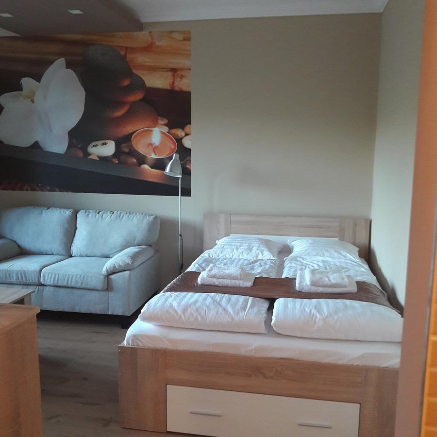 Studio 18 Apartman Kazincbarcika Bagian luar foto