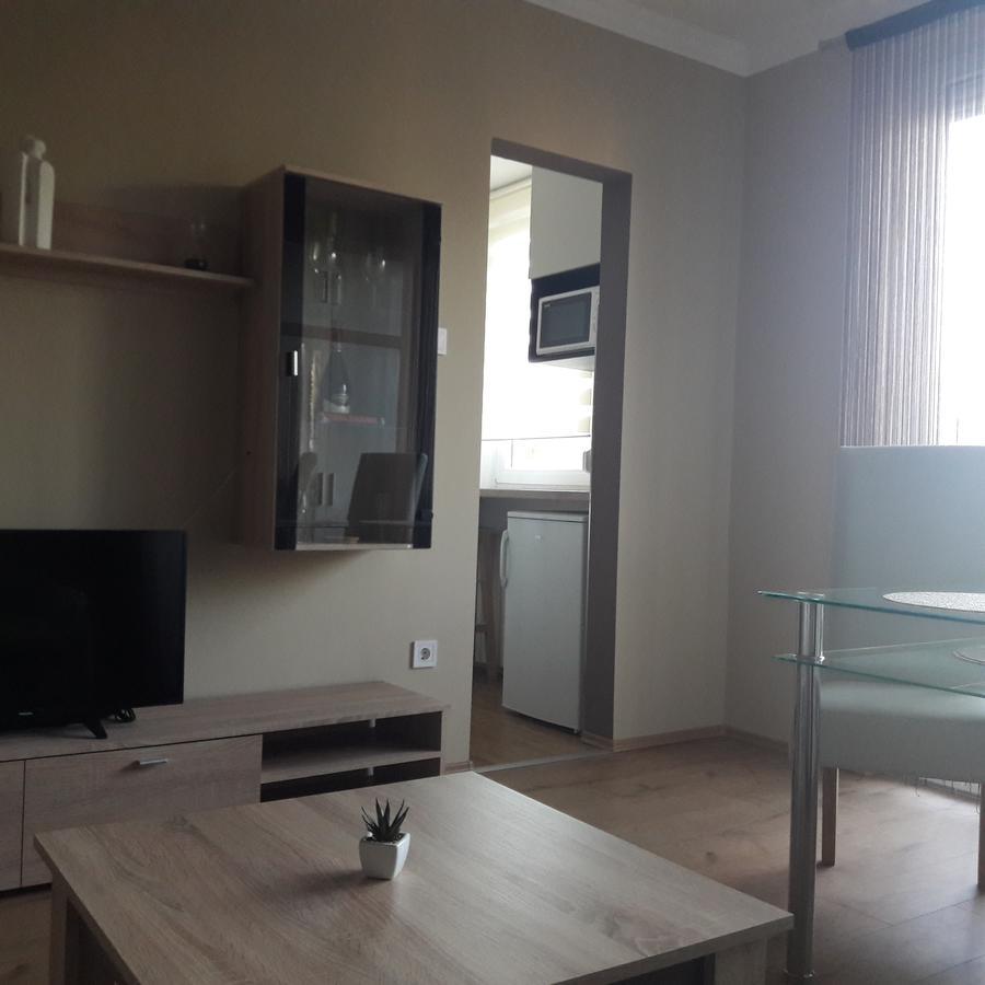 Studio 18 Apartman Kazincbarcika Bagian luar foto