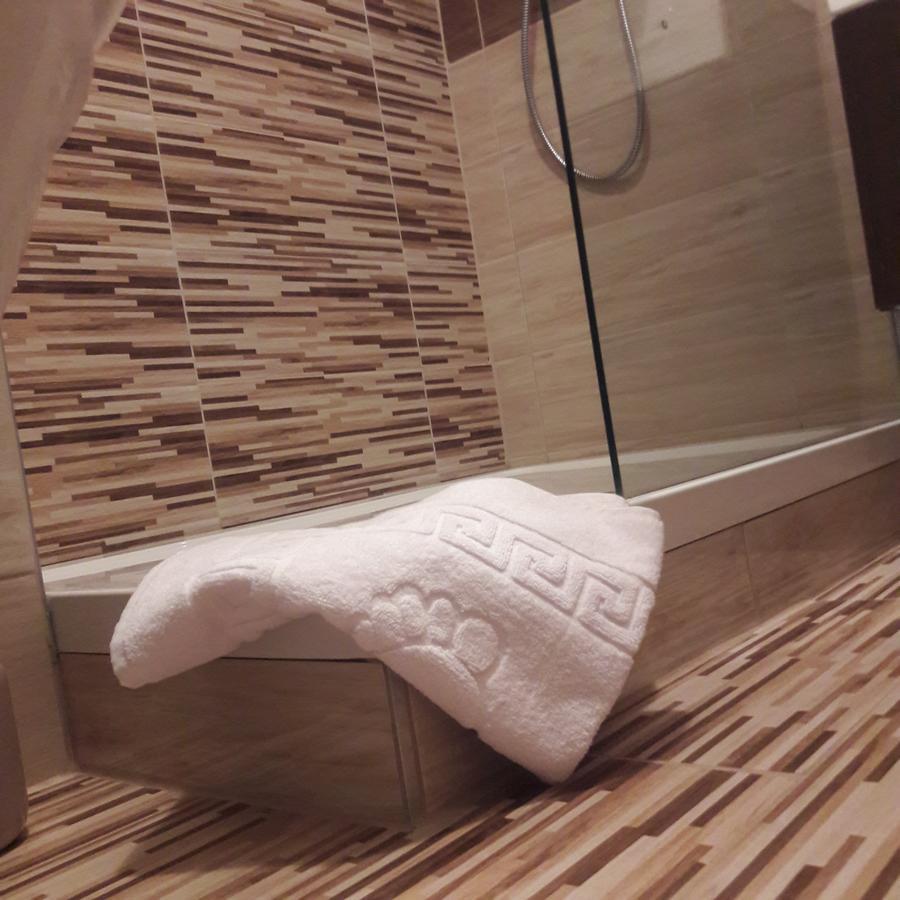 Studio 18 Apartman Kazincbarcika Bagian luar foto